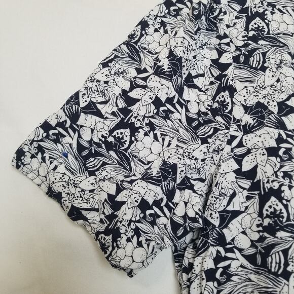 Loft Outlet Blue & White Tunic V-Neck Short Sleeve Floral Print 100% Rayon Sz XL - Picture 4 of 7